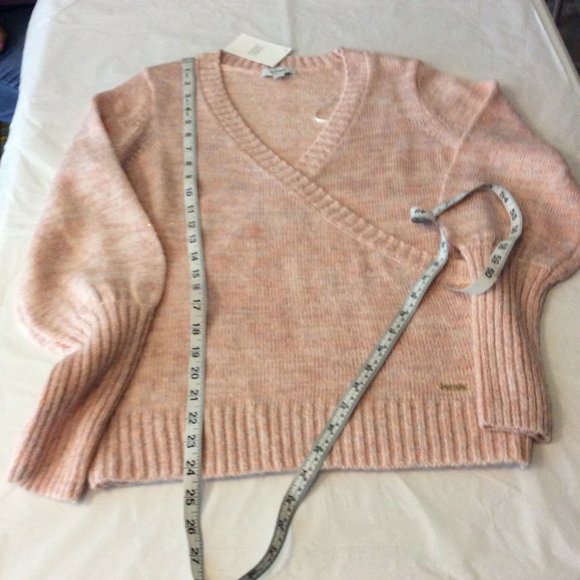 Kensie V Neck Sweater 149F - Picture 5 of 7